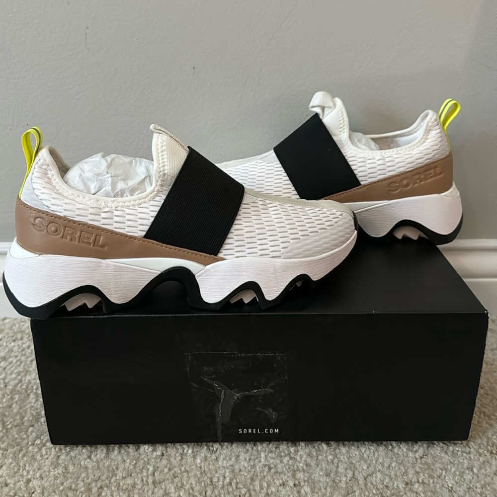 Brand New - Sorel Kinetic Impact ll Strap - Sea Salt, Black - Size 7.5